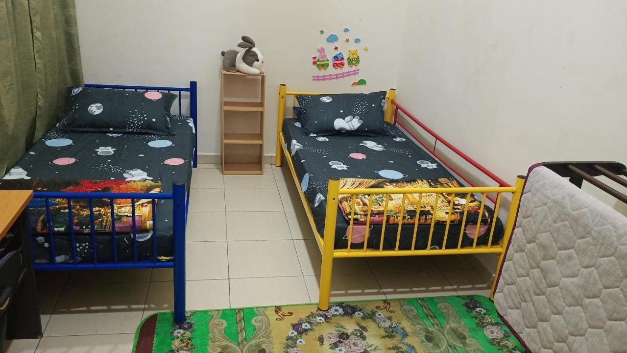 Illa Bella Homestay Jasin Eksteriør bilde